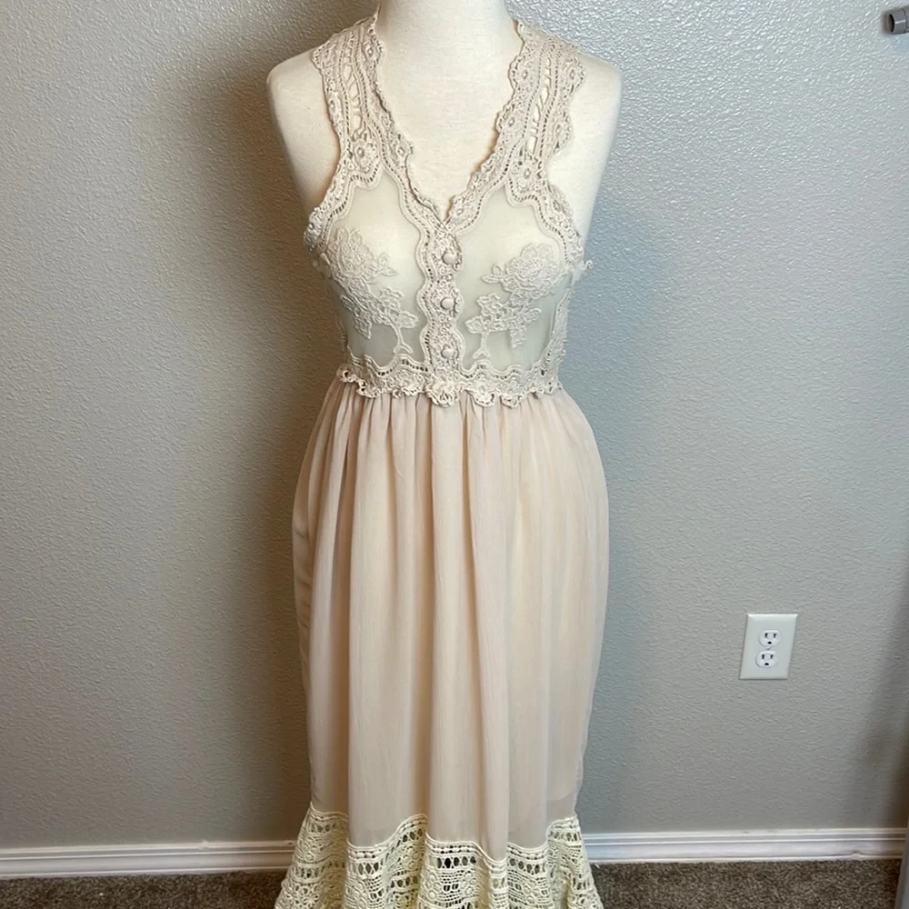 Audrey 3+1 Cream Lace Maxi Dress - Picture 1 of 6